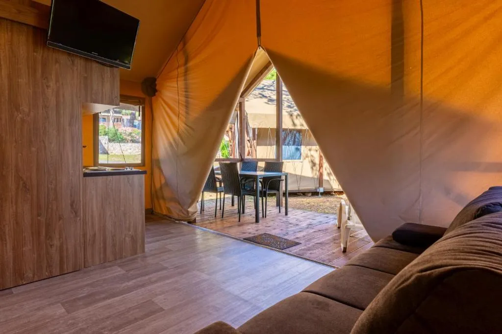 Adria Glamping luxury tents Camping Poljana Mali Lošinj