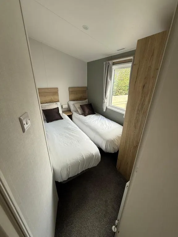 Birchington vale holiday park caravan