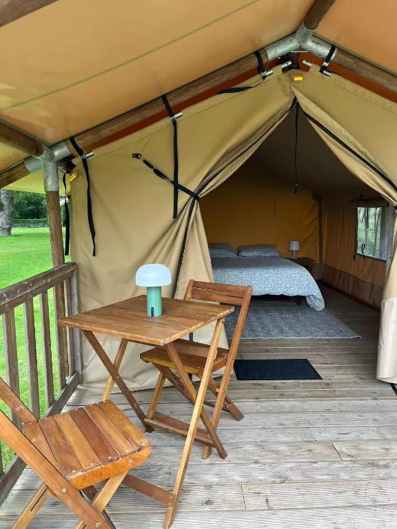 Camping du pont d'Oust