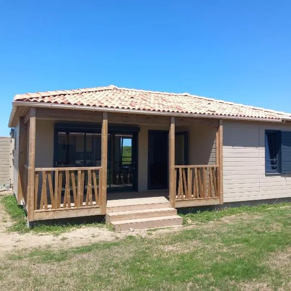Chalet dans domaine avec piscine