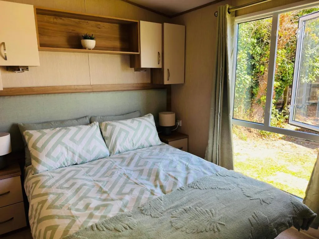 Cosy 2 bed in Dovercourt Holiday Park -Sleeps 6