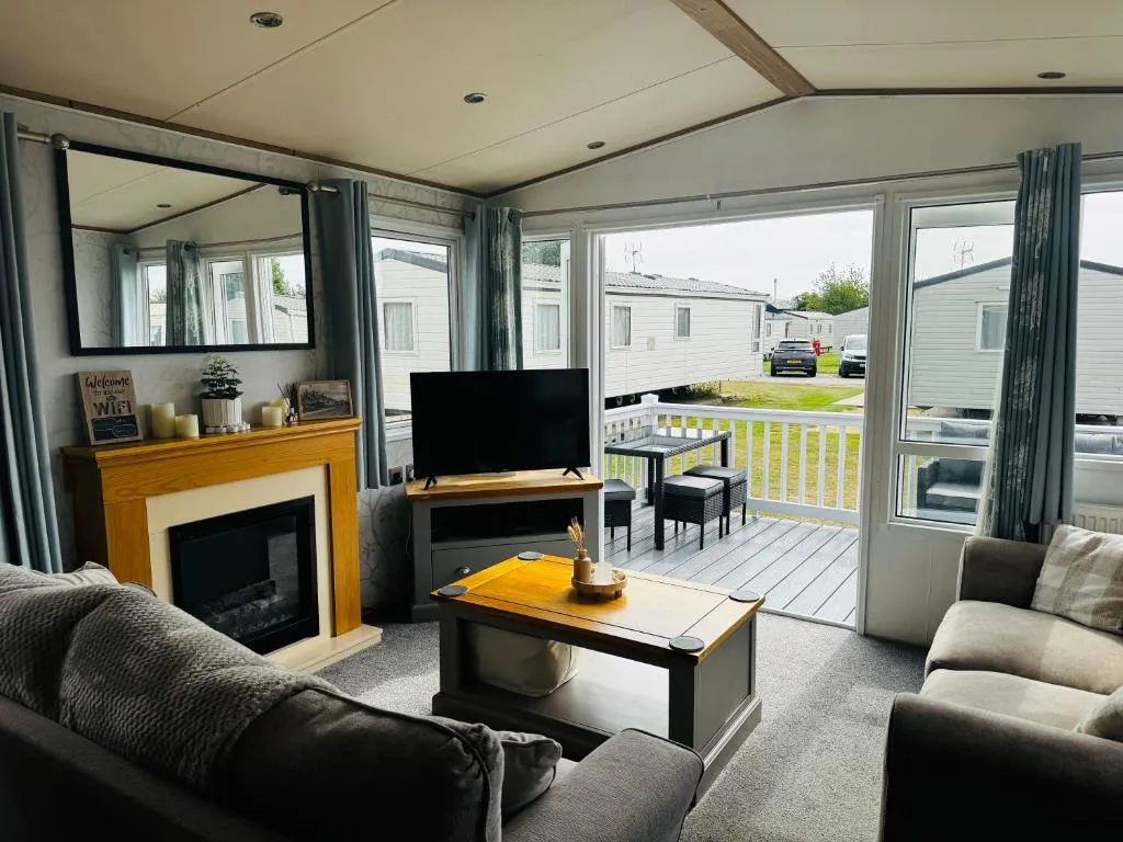 Cosy 2 bed in Dovercourt Holiday Park -Sleeps 6