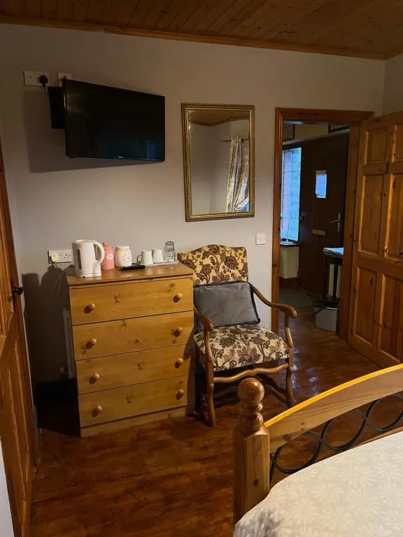 Doughlasha House V93RX64