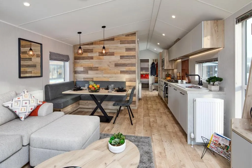Elite Holiday Caravan