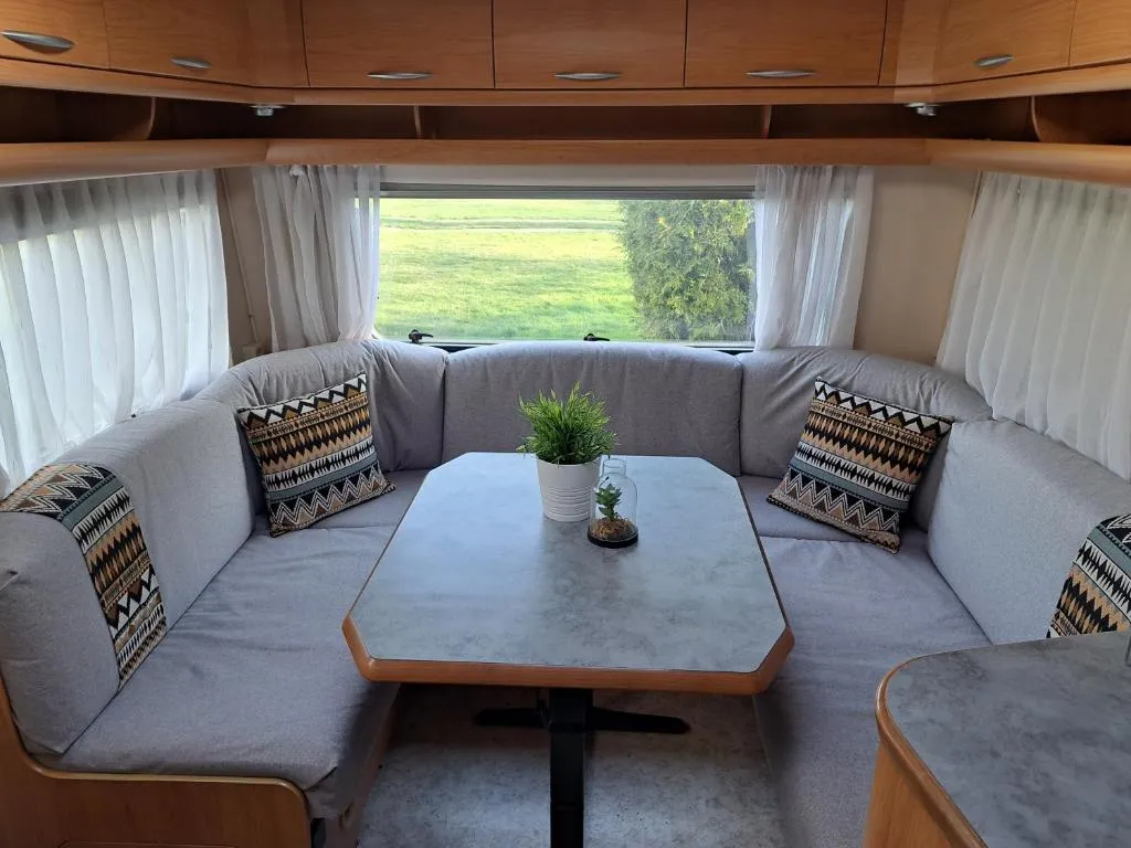 Camping de Zandhorst, Toercaravan Fendt