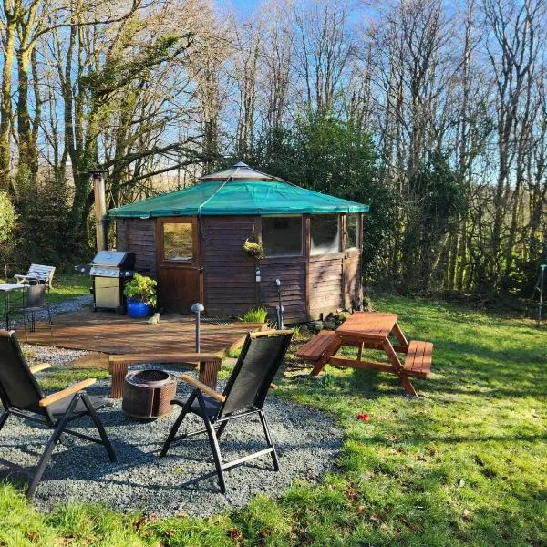 Galtee Glamping in wooden yurt