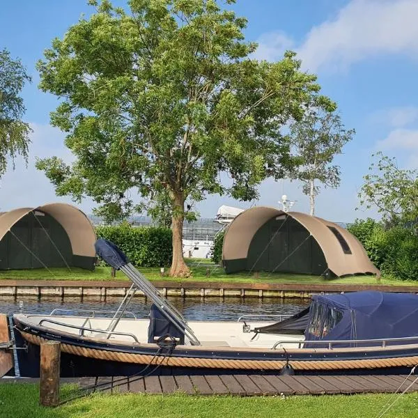 Glamping at the water, close to Amsterdam