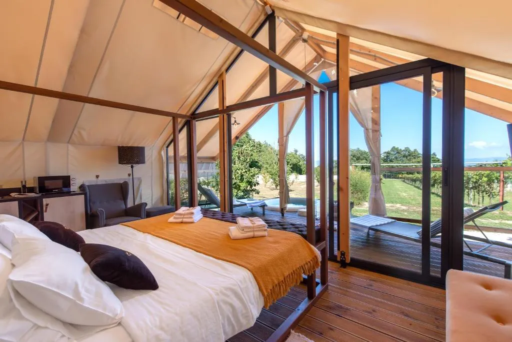 Floria Glamping Garden