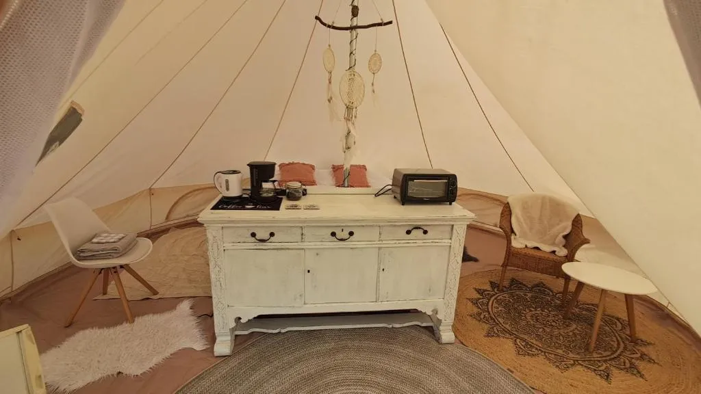 Bell-tent Luna met uitzicht