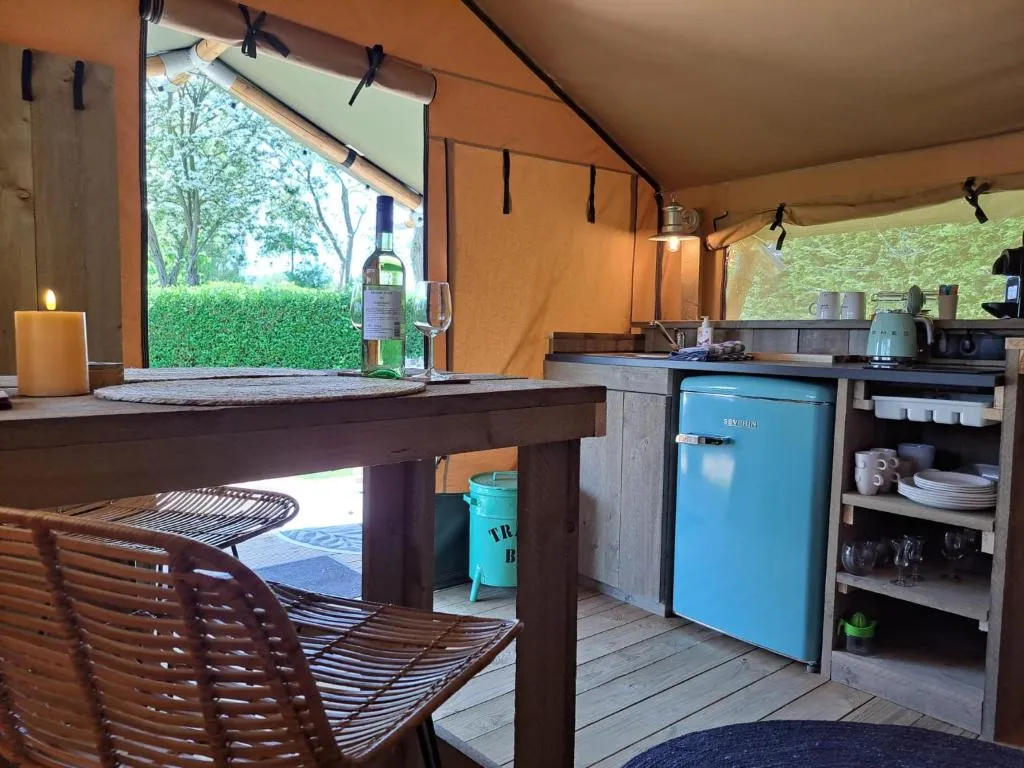 Zeeuwse Landhoeve Safaritent