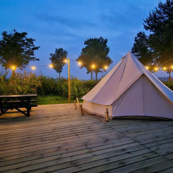 Glamping Zeeland Boho Bell tent