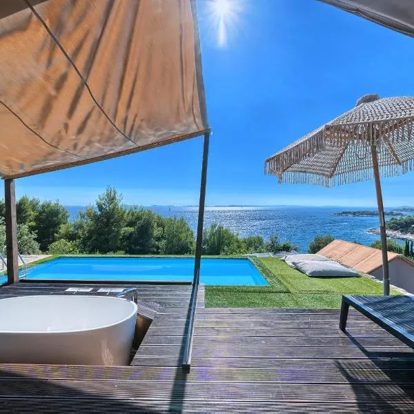 Golden Haven Luxe Glamp Resort