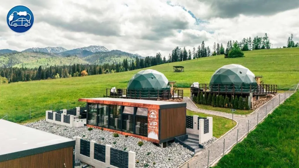 Góralski Harem Osada Glamp & Glass z Jacuzzi i Balią