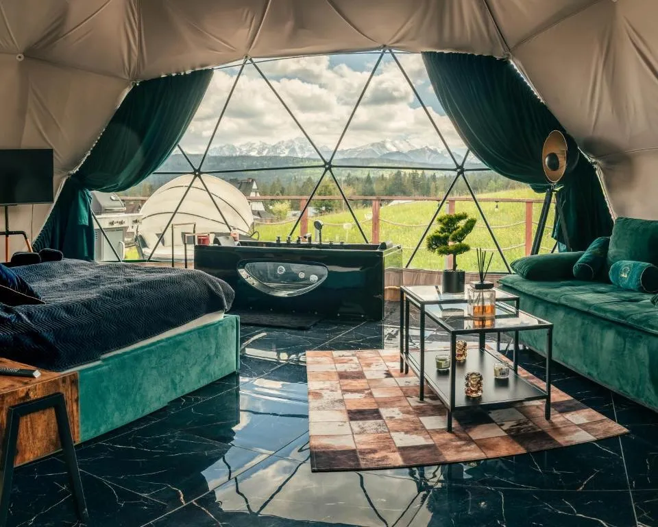 Góralski Harem Osada Glamp & Glass z Jacuzzi i Balią