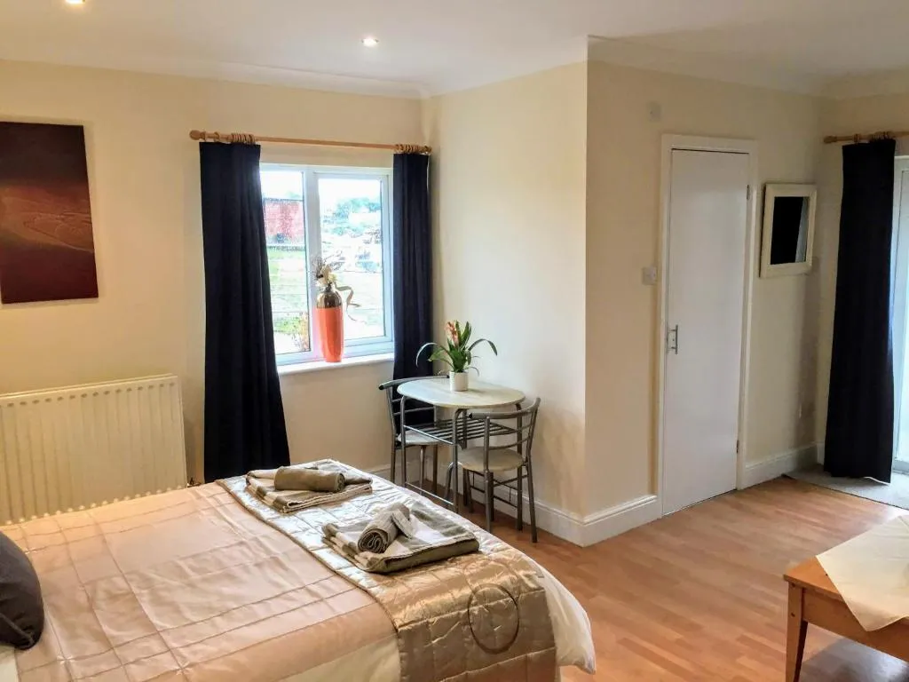 Hogwarts Bed and Continental Breakfast