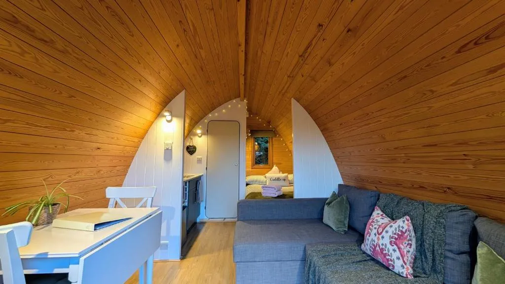 Glamping at Honnington Farm