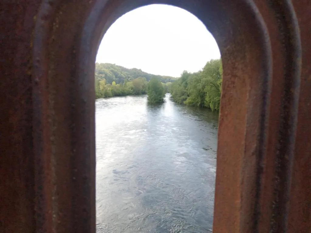 La caravane au fond du jardin