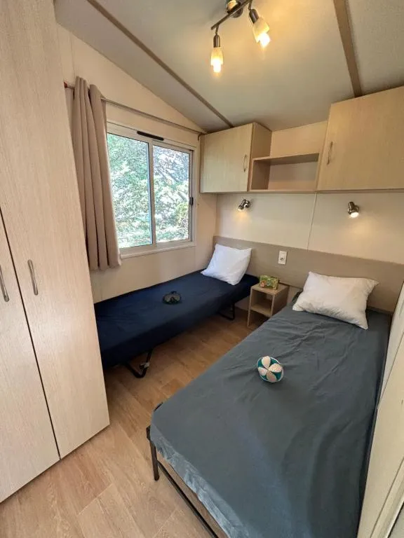 Les mobil homes de Naka, 6 places, TV, CLIM