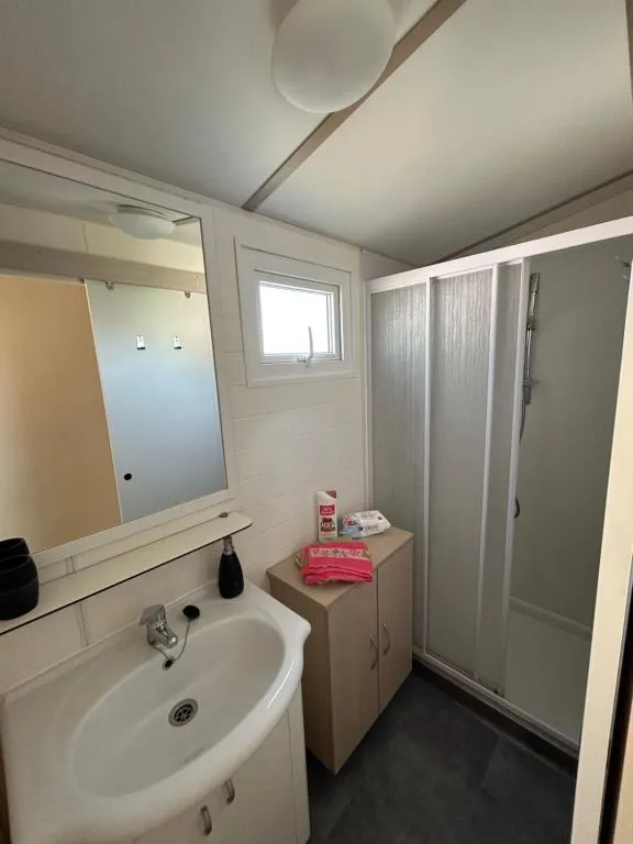 Les mobil homes de Naka, 6 places, TV, CLIM
