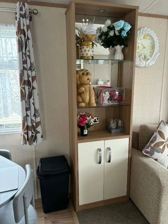 Lodge on Harts holiday village, leysdown,fascities on sight, indoor swimming pool, entertainment etc, please note park passes can be purchased at reception