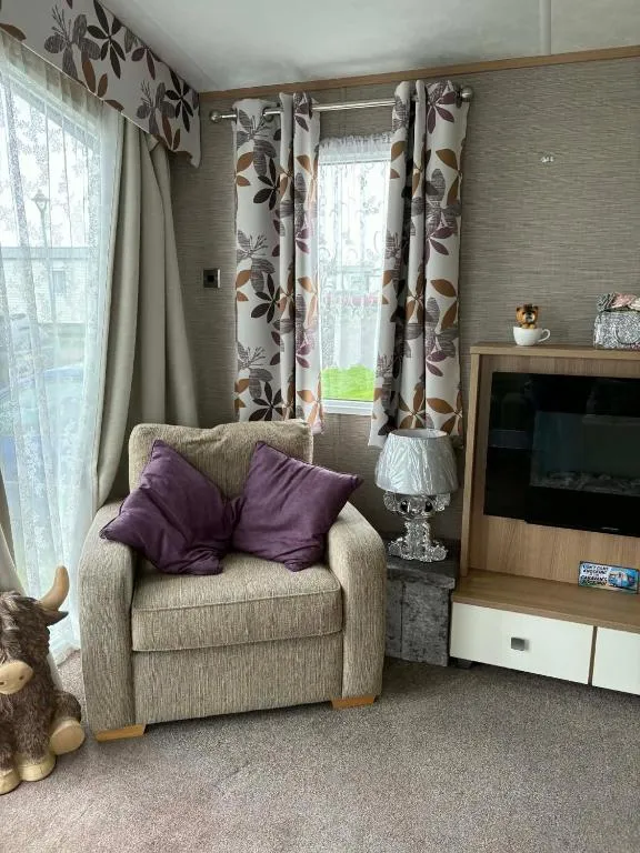 Lodge on Harts holiday village, leysdown,fascities on sight, indoor swimming pool, entertainment etc, please note park passes can be purchased at reception