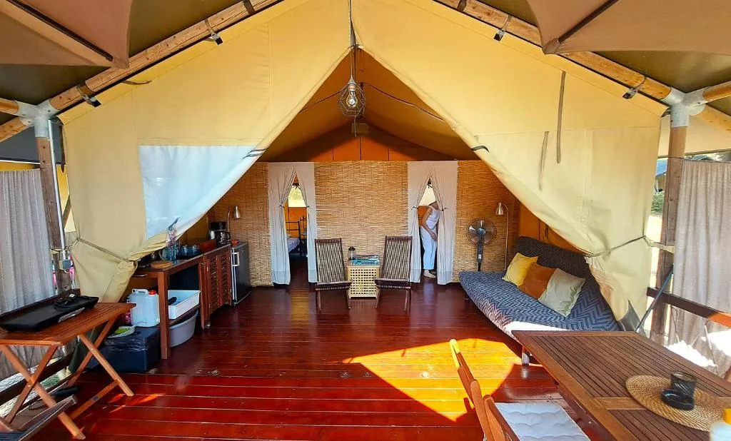 VELA Glamping