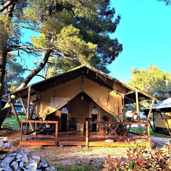 VELA Glamping