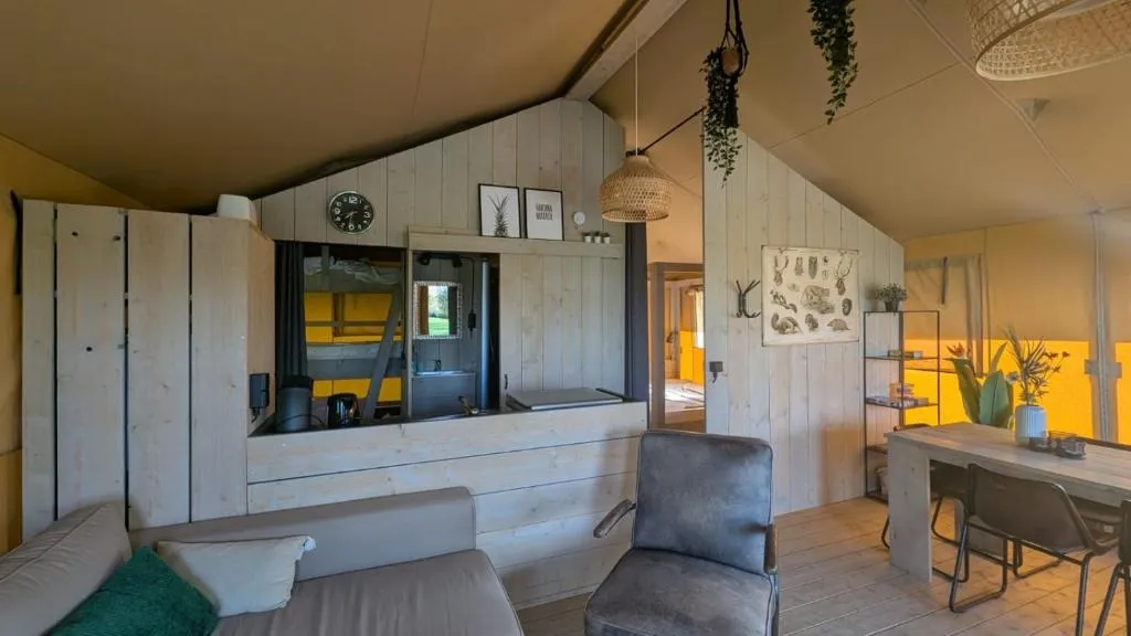 Luxe Safaritent in Grou