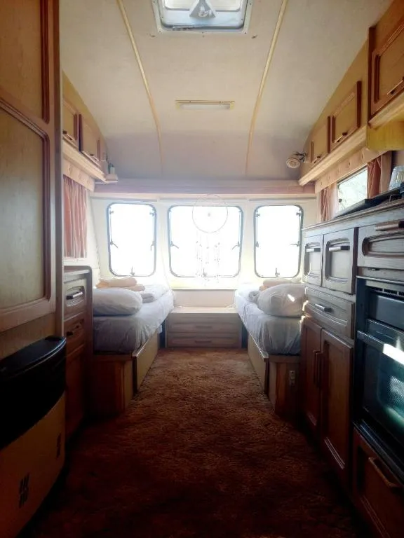 Michas caravan for 2 See the herd of horses from your bed