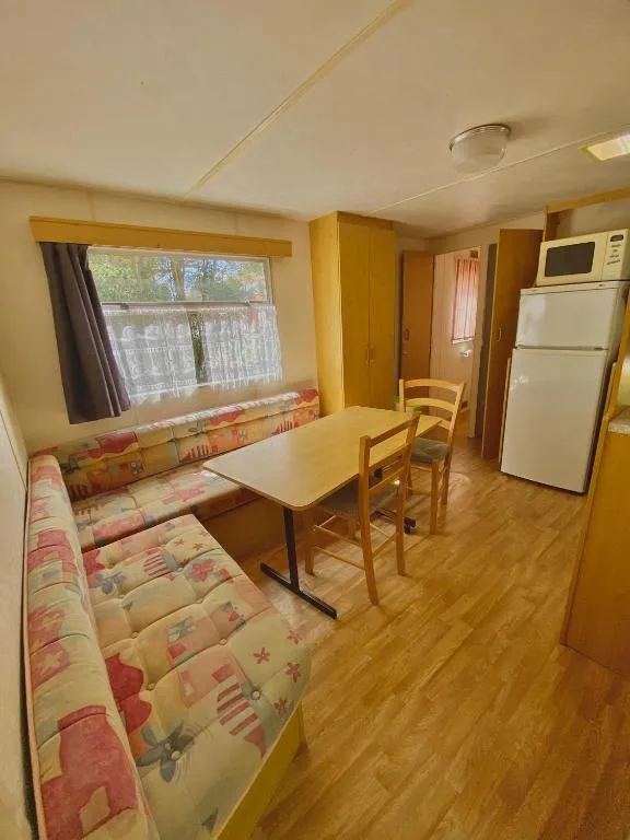 Camping Caramany, Lac à proximité