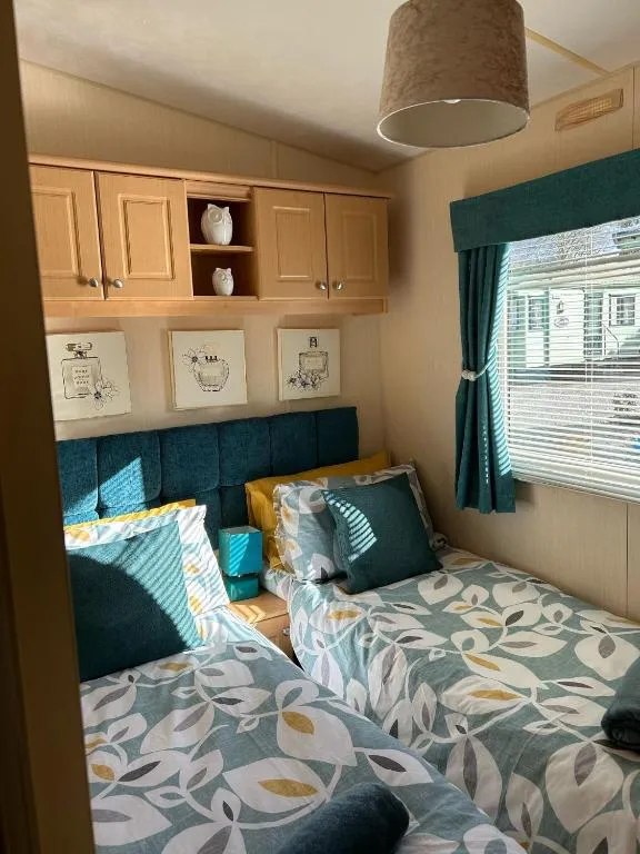 24 The Beeches Caravan Park