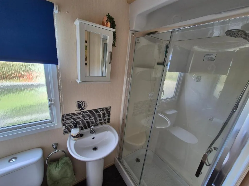 24 The Beeches Caravan Park