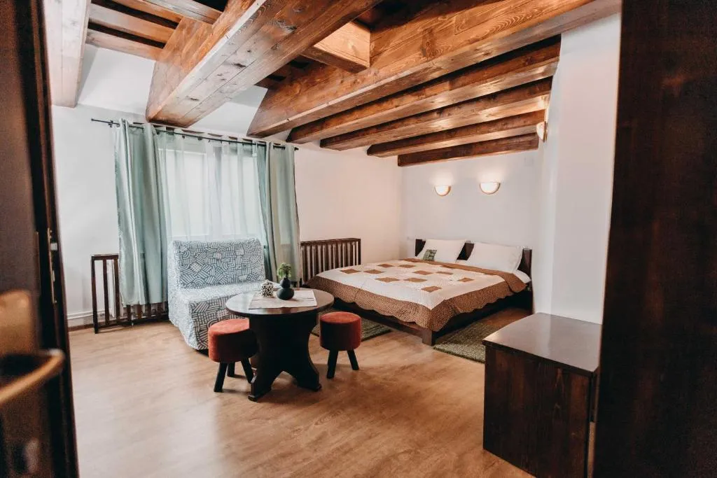 Pensiune și Camping Patru