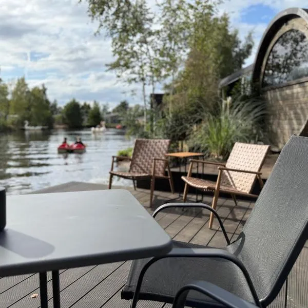 Schlaffass Natursee-Chalet mit Sanitärfass,Hot Tub,Sauna,Jacuzzi,angeln