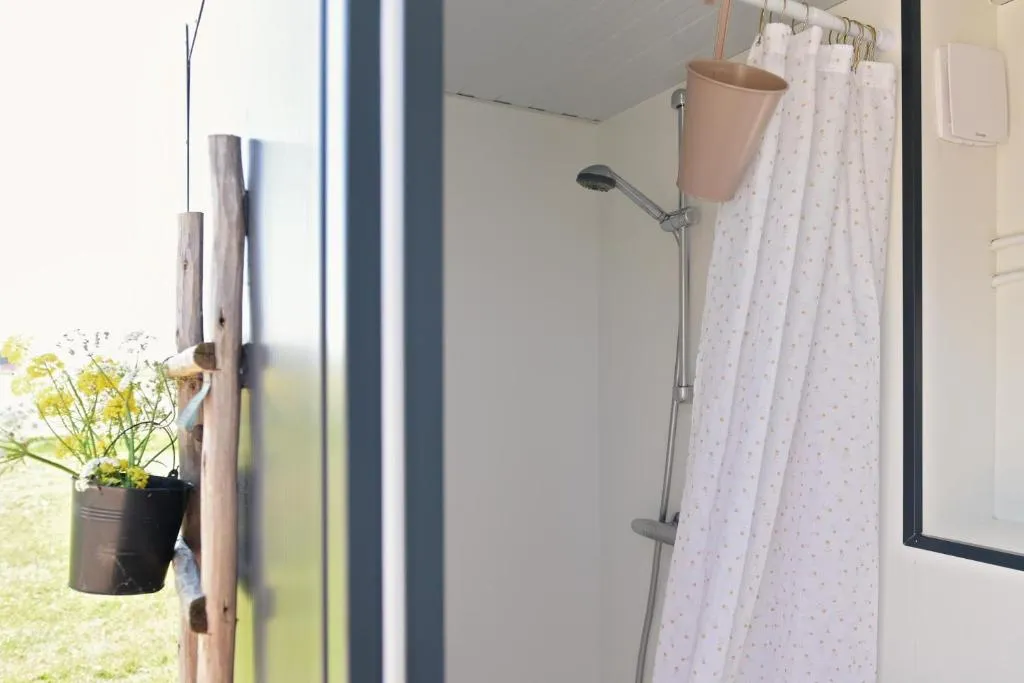 Smuk Bell Tent Glamping nabij het water in Friesland