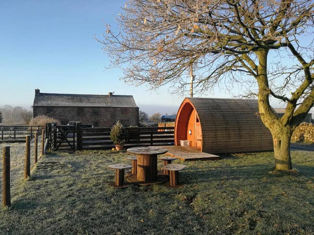 Sunny Mount Glamping Pod