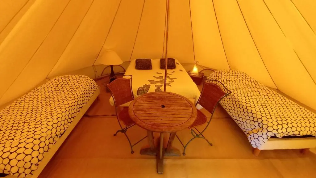 Tente insolite en pleine nature