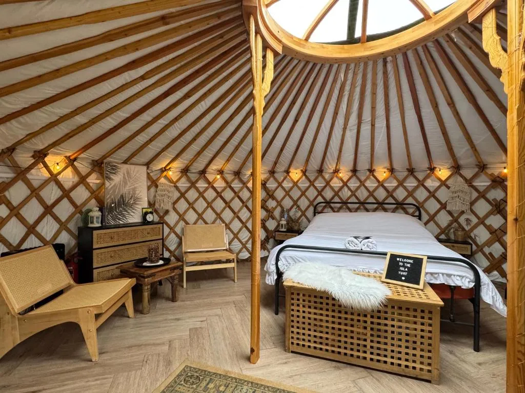 The Isla Yurt