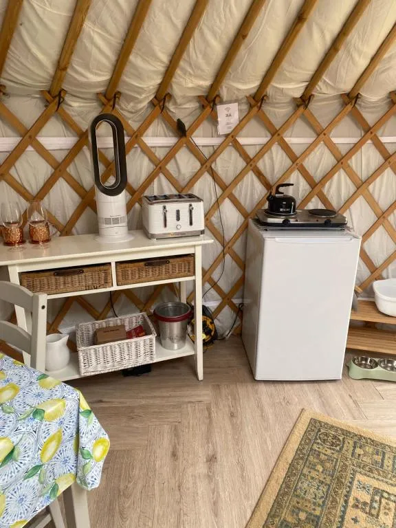 The Isla Yurt