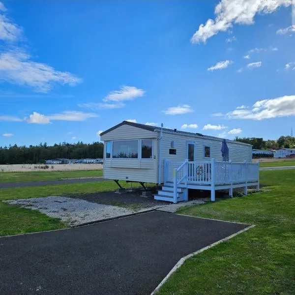 Thurston Manor Caravan Park, Pony Meadow