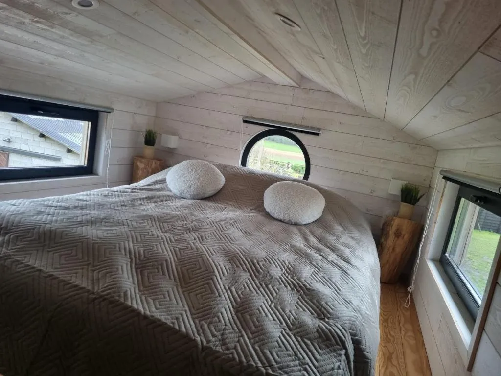 Tiny cocon en pleine nature jacuzzi, sauna privé