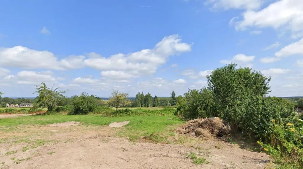 Un morceau de terrain pour ta tente