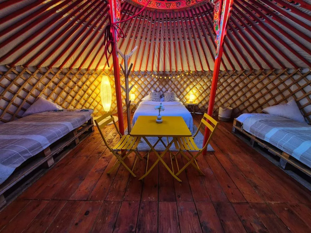 Yourte Mongole traditionnelle