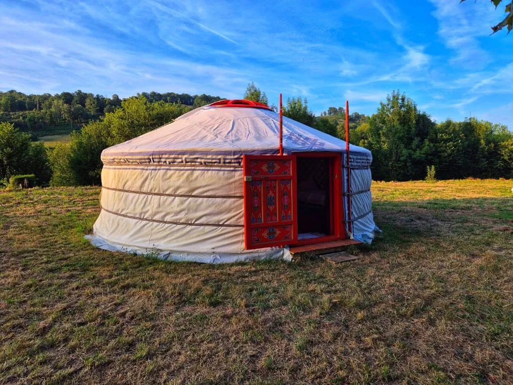 Yourte Mongole traditionnelle